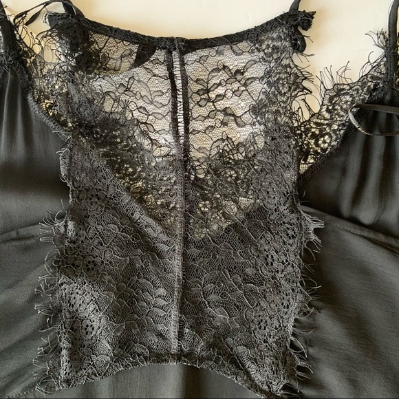 Zara Midi dress with cut-out back and lace insert - Picture 8 of 11